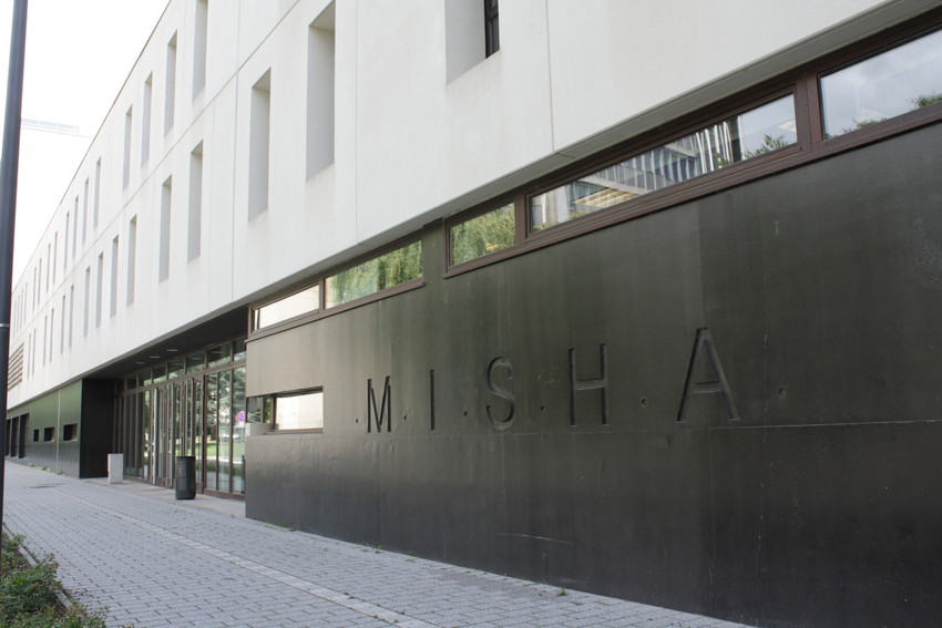 Façade de la Maison interuniversitaire des sciences de l'homme - Alsace (MISHA)