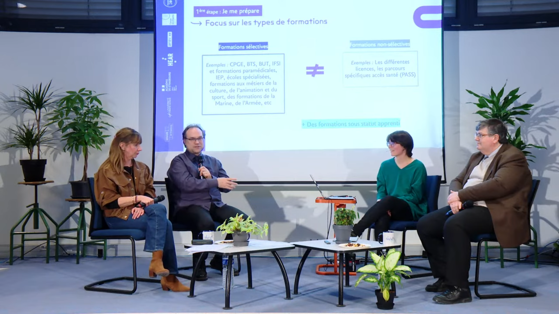 Plateau de l'émission « Parcoursup : les pros vous expliquent tout ! »