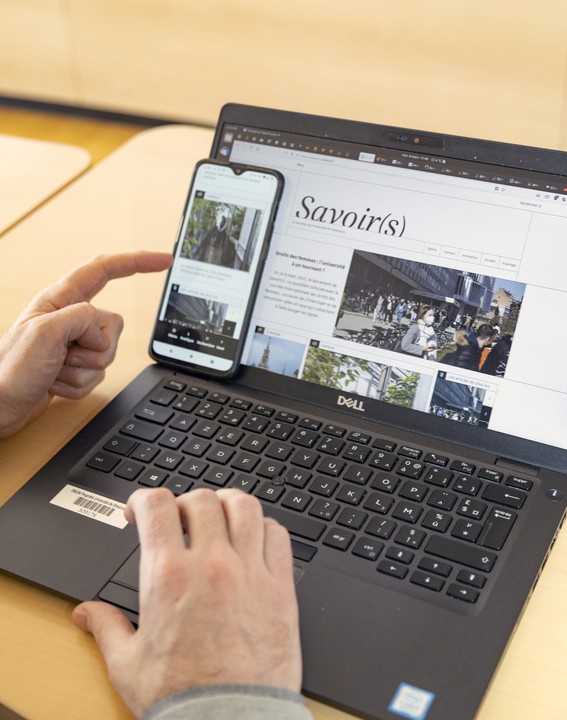 Le site Savoir(s) fonctionne sur tous types d'appareils. Crédit photo : Catherine Schröder